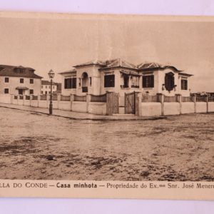 Casa minhota - Propriedade do Ex.mo Snr. José Menéres - postal